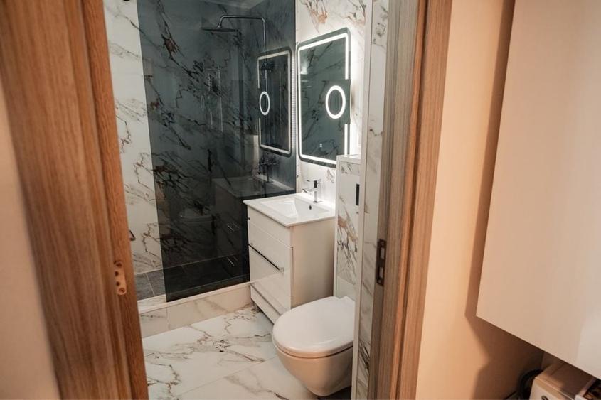 Apartament cu 2 camere decomandat în Central