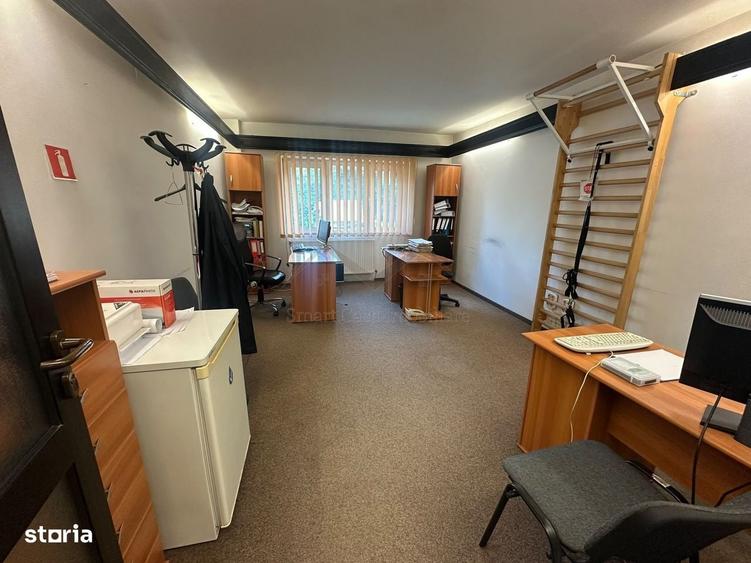 Apartament cu 4 camere decomandat în Moara de foc