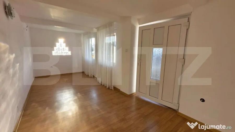 Casă cu 4 camere cu Teren 350 Mp în Central