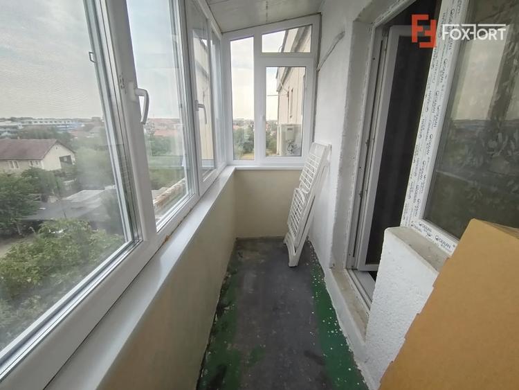 Apartament cu 3 camere decomandat, mobilat în Girocului