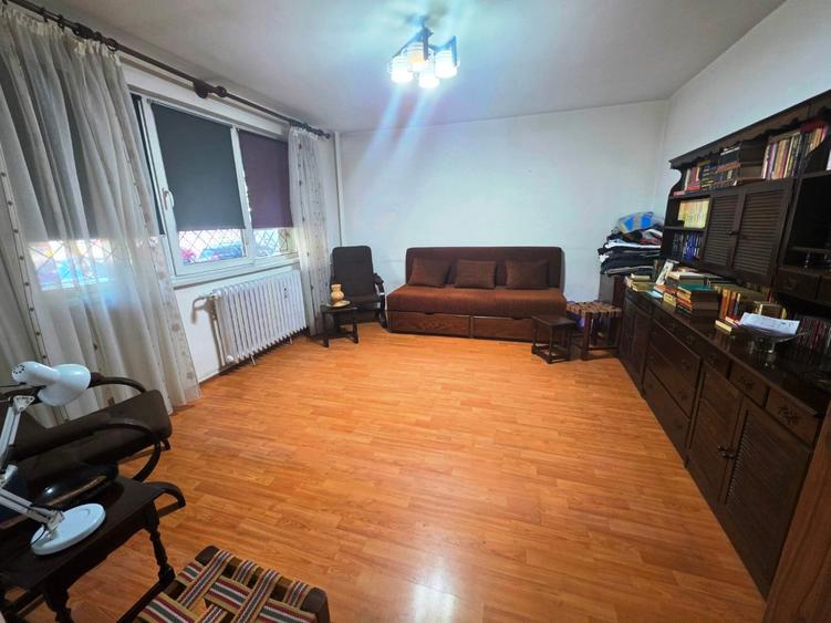Garsonieră decomandată în Colentina
