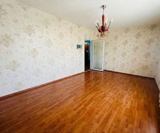 Apartament cu 3 camere decomandat în Unirii
