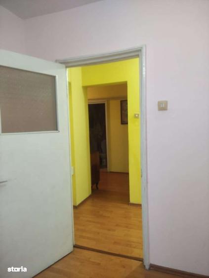 Apartament cu 4 camere decomandat în Gării