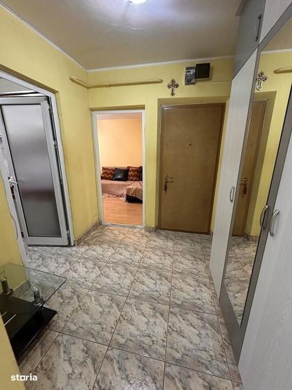 Apartament 2 camere decomandat, et. 3 - Ale. Zorilor - 2