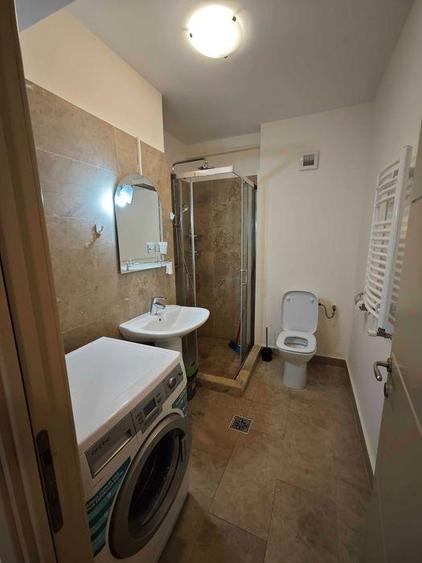 Apartament cu 3 camere decomandat în Tătărași