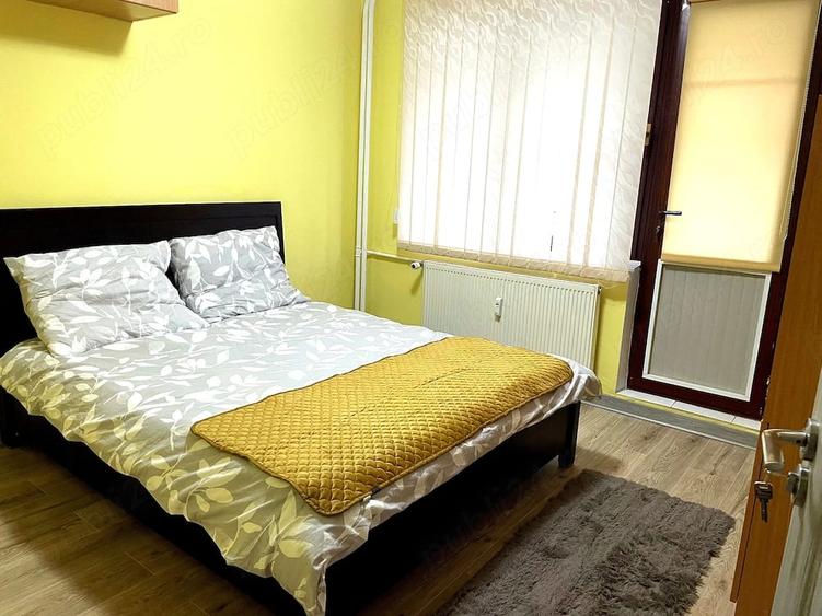 Apartament cu 3 camere decomandat în Vatra Luminoasă