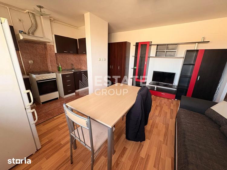 Apartament cu 2 camere semidecomandat în Soarelui