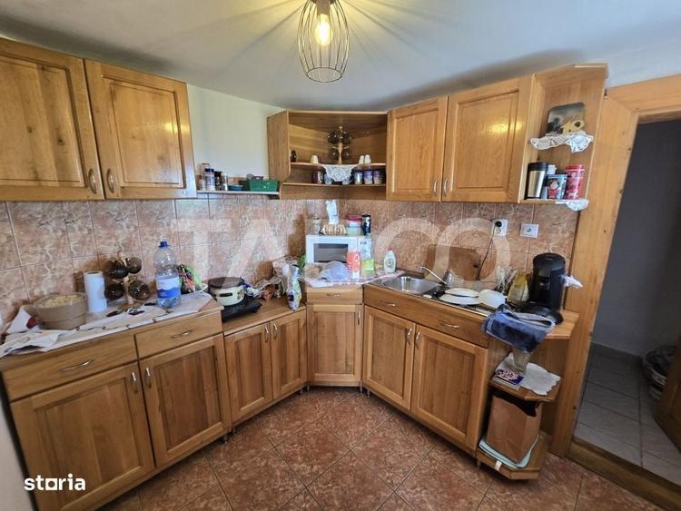 Casă cu 3 camere cu Teren 900 Mp în Sadu