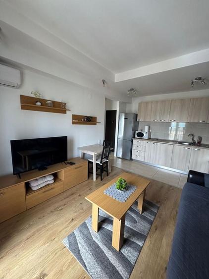 Apartament cu 2 camere decomandat în Tunari