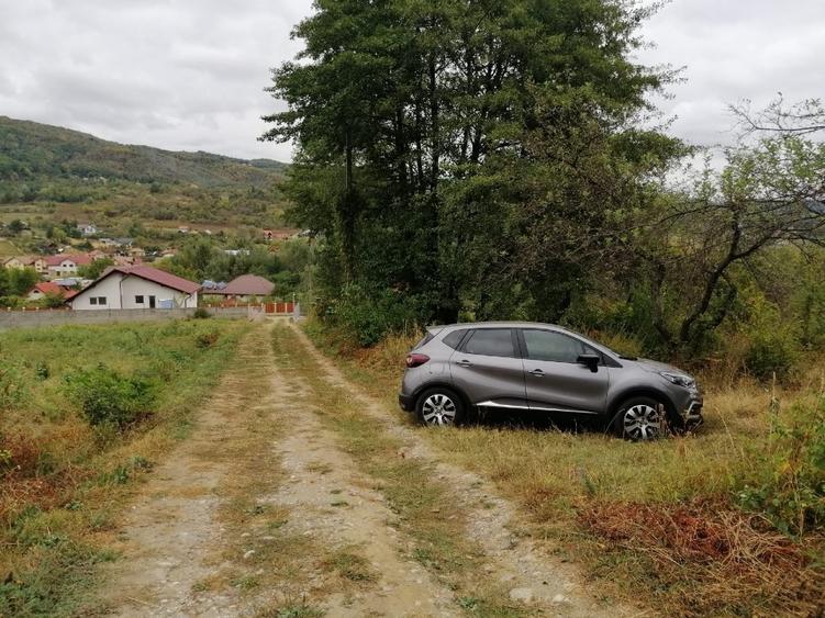 Teren intravilan de 720 mp, în Vlădești
