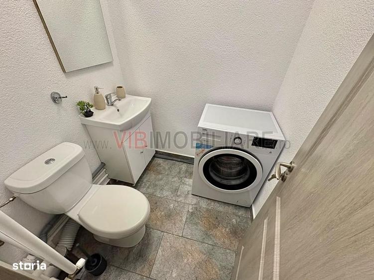 Apartament cu 3 camere decomandat în Păcii