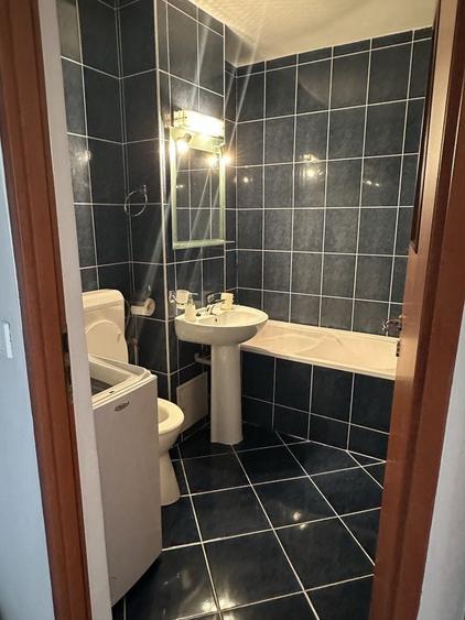 Apartament cu 2 camere decomandat în Exterior Vest