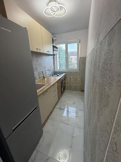 Apartament cu 2 camere decomandat, mobilat în Complex Studențesc
