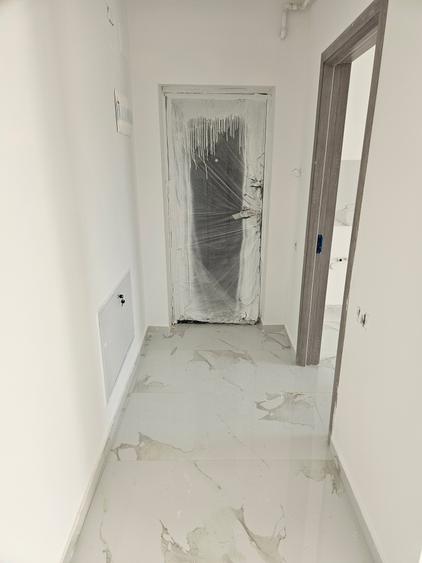 Apartament cu 2 camere decomandat în Haliu