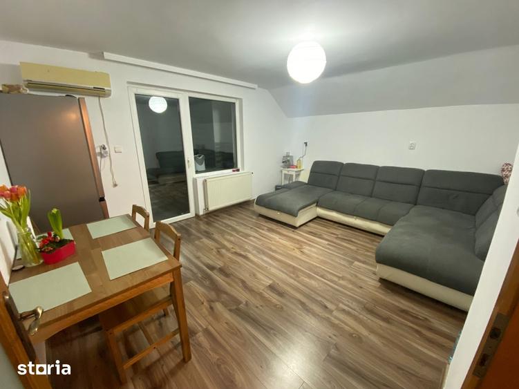 Apartament cu 3 camere decomandat în Moșnița Nouă