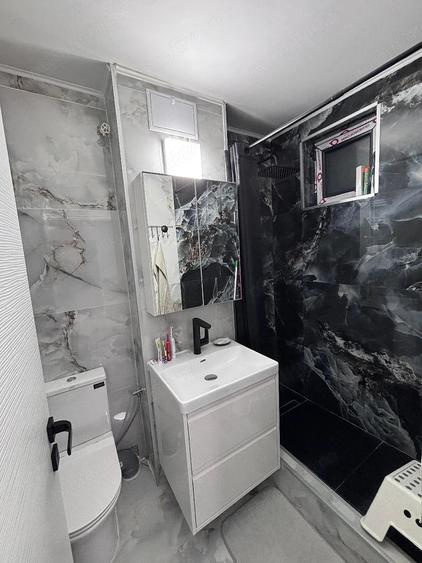 Apartament Lux 3 Camere Decomandat 2 Bai Boxa Centrala Proprie Zona Dambovita - 2