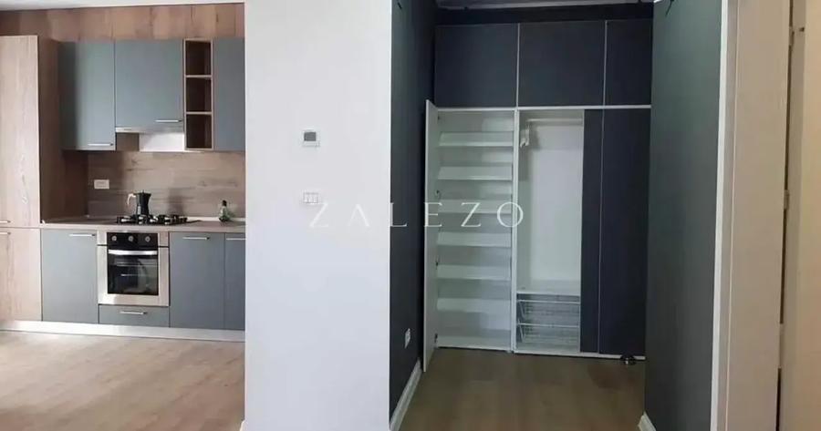Apartament cu 2 camere semidecomandat, mobilat în Central