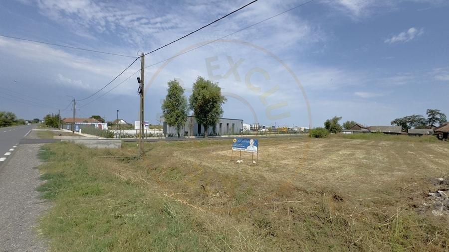 Teren Construcții intravilan de 1450 mp, în Nord