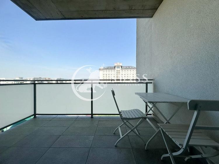 Apartament cu 2 camere semidecomandat, mobilat în Bună Ziua