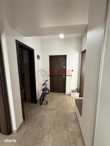 Apartament cu 2 camere în Apărătorii Patriei