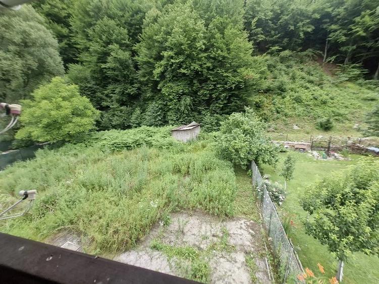 Casă cu 4 camere cu Teren 1000 Mp în Central