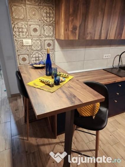 Apartament cu 2 camere decomandat în Ostroveni