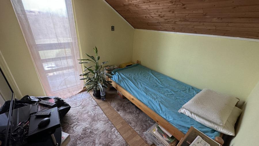 Casă cu 4 camere cu Teren 300 Mp în Fântânele