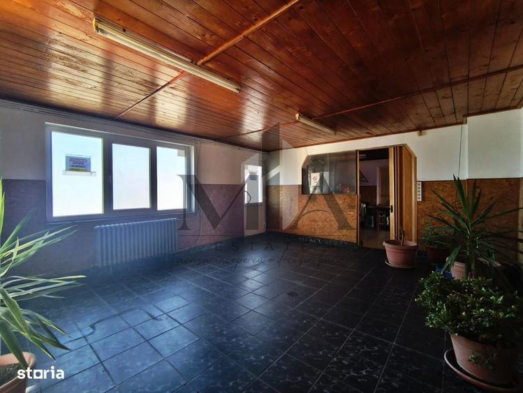 Spațiu comercial, de 90 mp, în Oncea