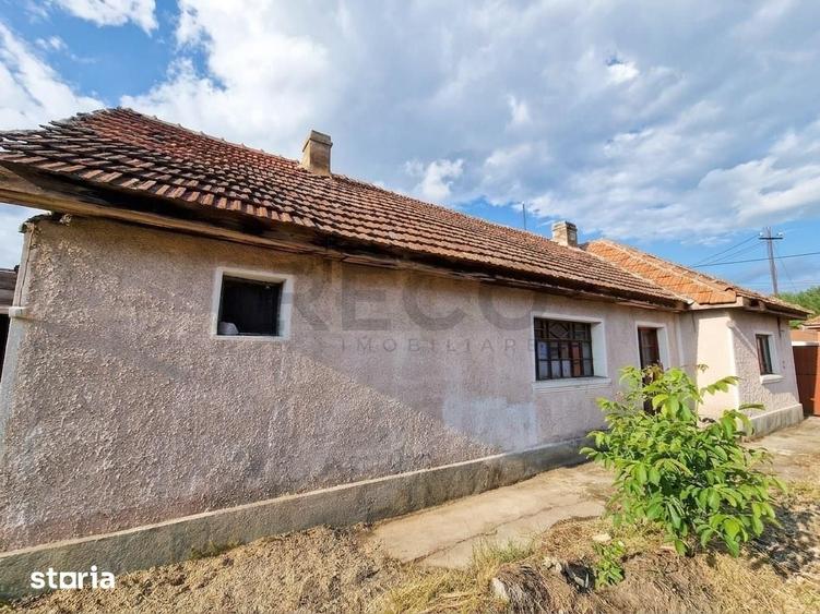 Casă cu 3 camere cu Teren 1940 Mp în Biharia