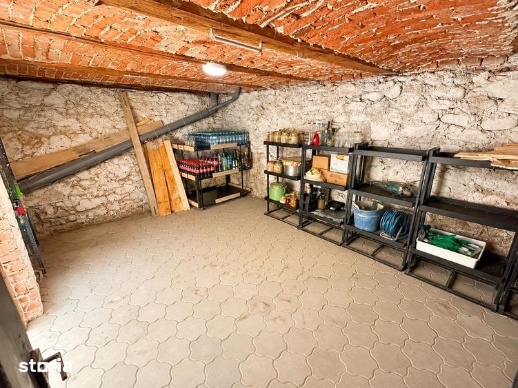 Casă cu 3 camere cu Teren 170 Mp în Rășinari