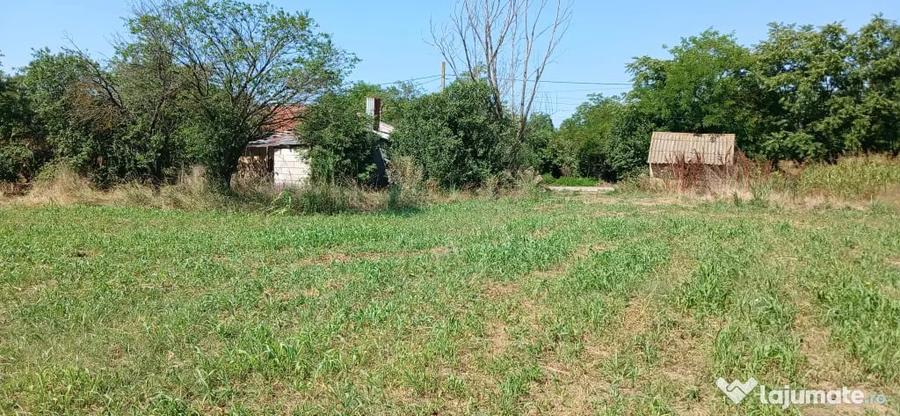 Teren de 2632 mp, în Misleanu