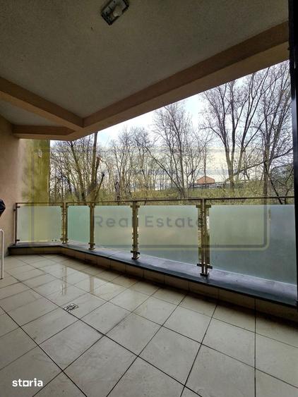 Apartament cu 3 camere, mobilat în Copou