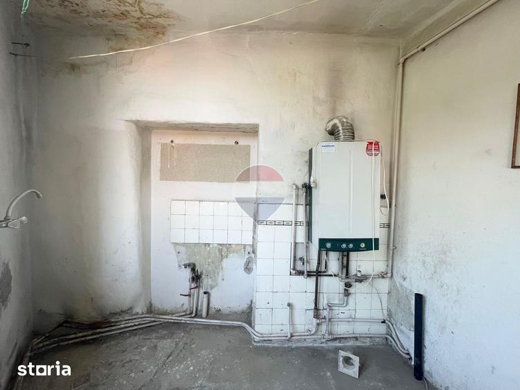 Casă cu 3 camere cu Teren 140 Mp în Central