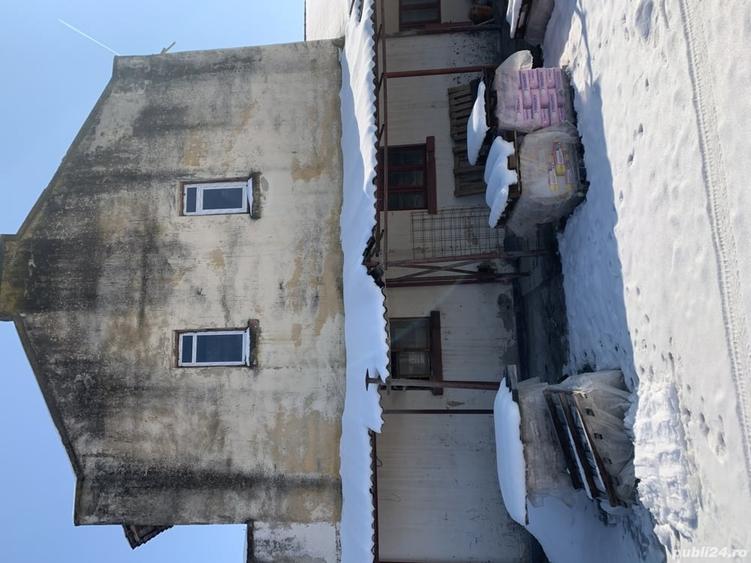 Spațiu comercial, de 300 mp, în Braloștița