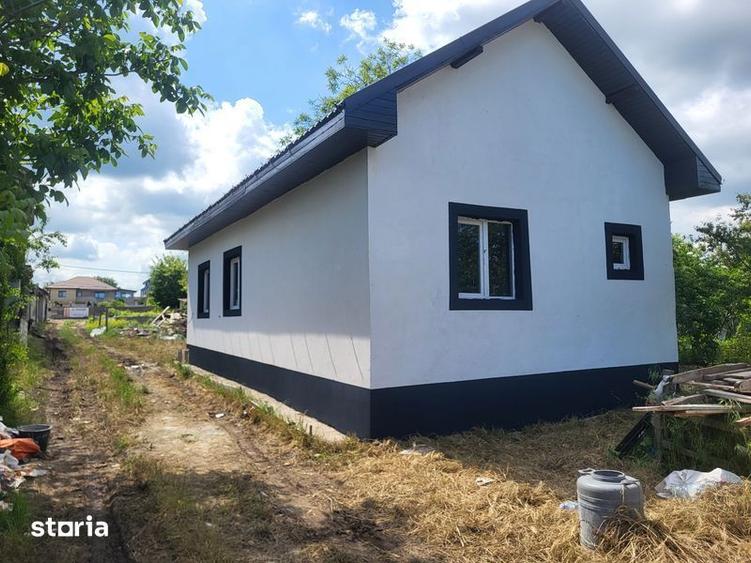 Casă cu 3 camere cu Teren 90 Mp în Lumina