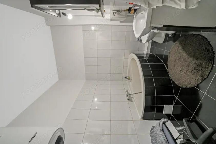Apartament cu 4 camere decomandat, mobilat în Calea Victoriei