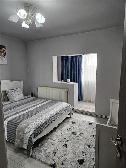 Apartament 2 camere decomandat zona Terezian - 2
