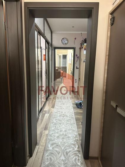 Apartament cu 3 camere decomandat, mobilat în Giroc