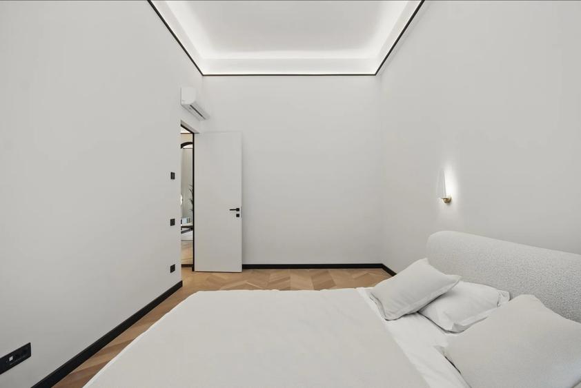 Penthouse cu 3 camere decomandat în Pipera