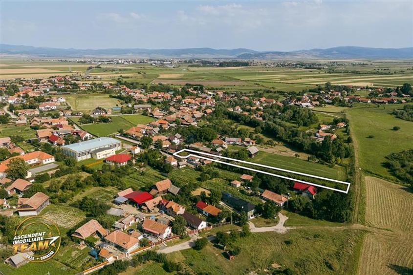 Teren Construcții intravilan de 1963 mp, în Catalina