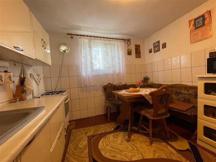 Casă individuală cu 3 camere cu Teren 1340 Mp în Monumentului