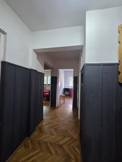 Inchiriez apartament cu 3 camere pe perioada UNTOLD 2026,la 12 minute de mers pe jos,Str Izlazului - 8