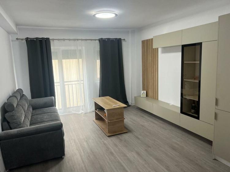 Apartament cu 3 camere decomandat în Șelimbăr