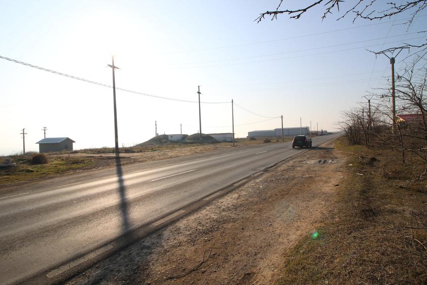 Teren Construcții extravilan de 1600 mp, în Tulucești