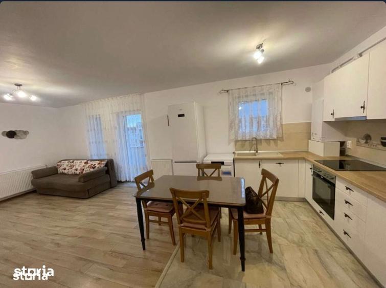 Apartament cu 3 camere în Lazaret