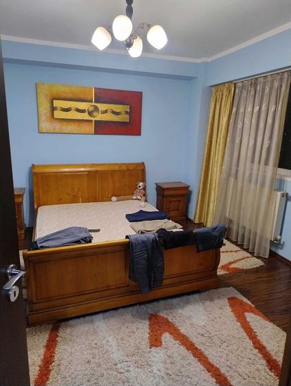 Apartament cu 3 camere decomandat în Dragoș Vodă