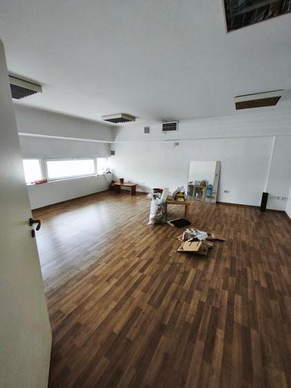Birou, de 350 mp, în Barbu Văcărescu