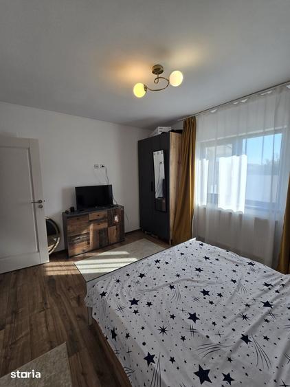 Casă cu 3 camere cu Teren 300 Mp în Malu Mare