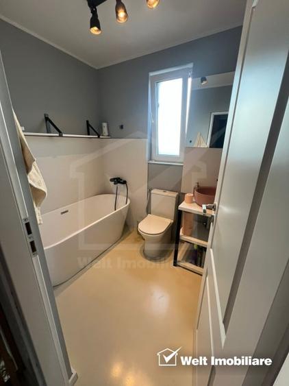 Apartament cu 3 camere decomandat, mobilat în Florești