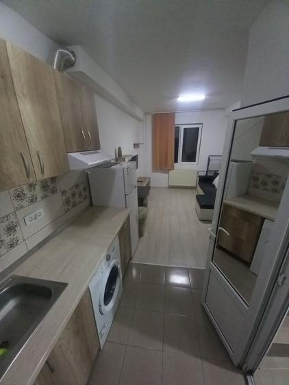 Garsonieră semidecomandată în UTA